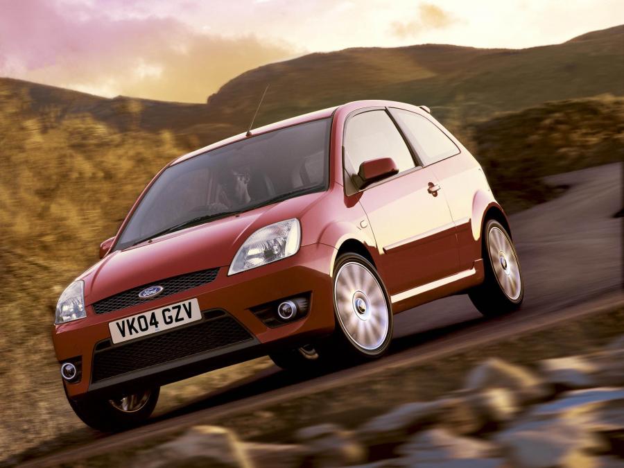 Ford Fiesta ST 2005 года  (фото 47 из 57)